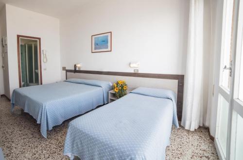 Hotel Europa Gabicce Mare Esterno foto
