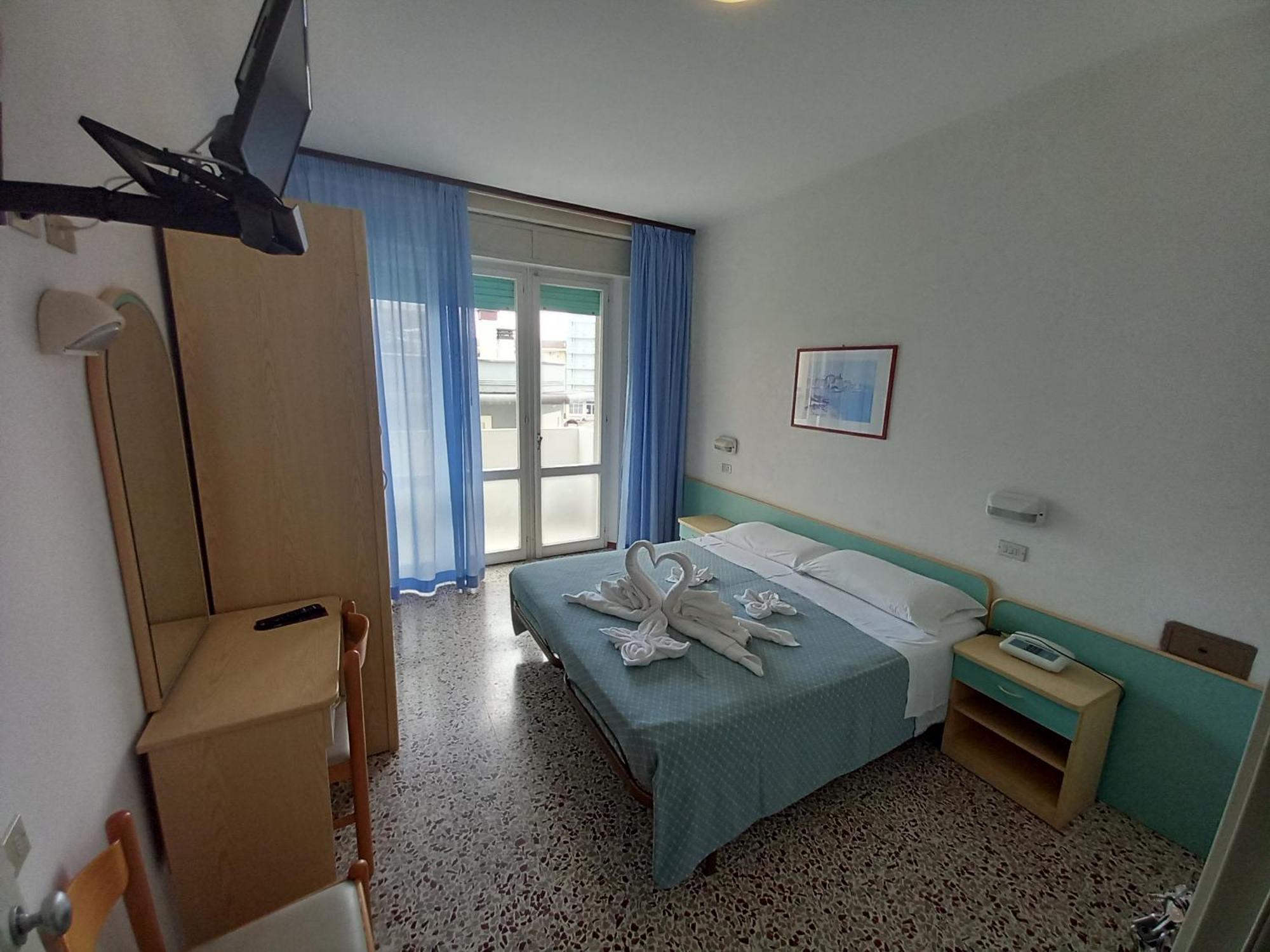 Hotel Europa Gabicce Mare Esterno foto
